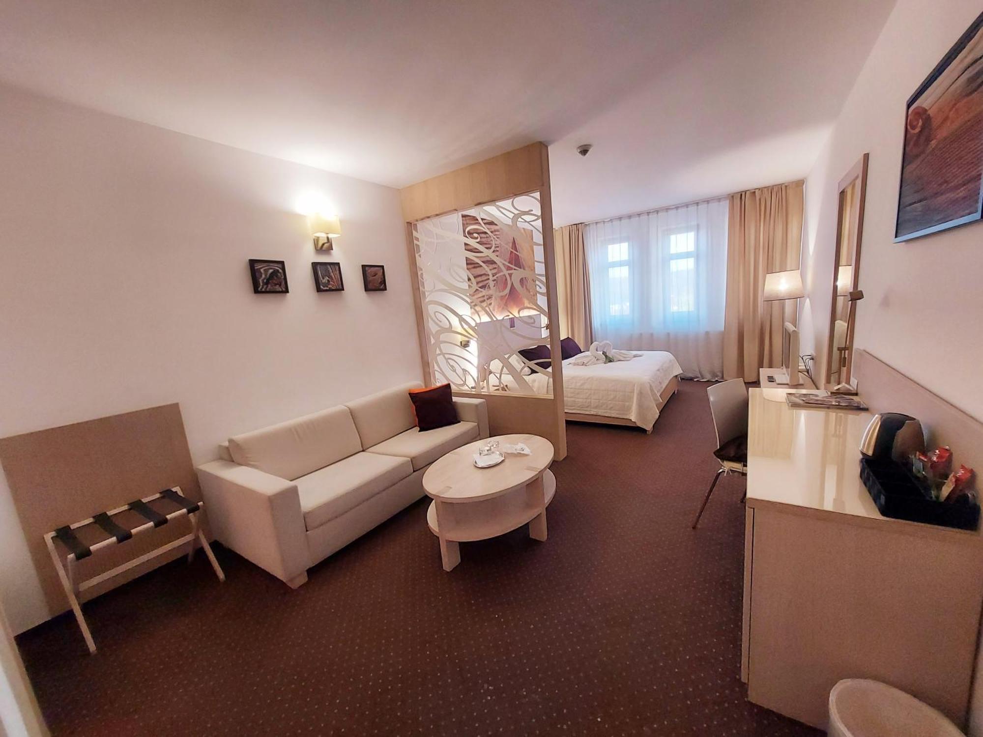 Hotel Slameny Dom & Spa Mala Ida Exterior photo